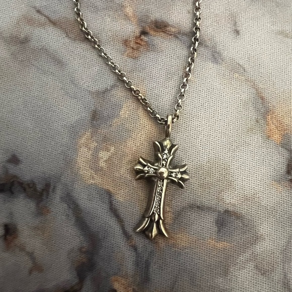 Authentic CHROME HEARTS CROSS necklace - Picture 3 of 4